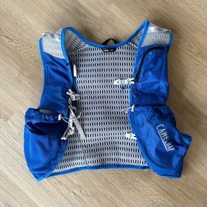 Camelbak Ultra Pro Vest with Quick Stow Flask